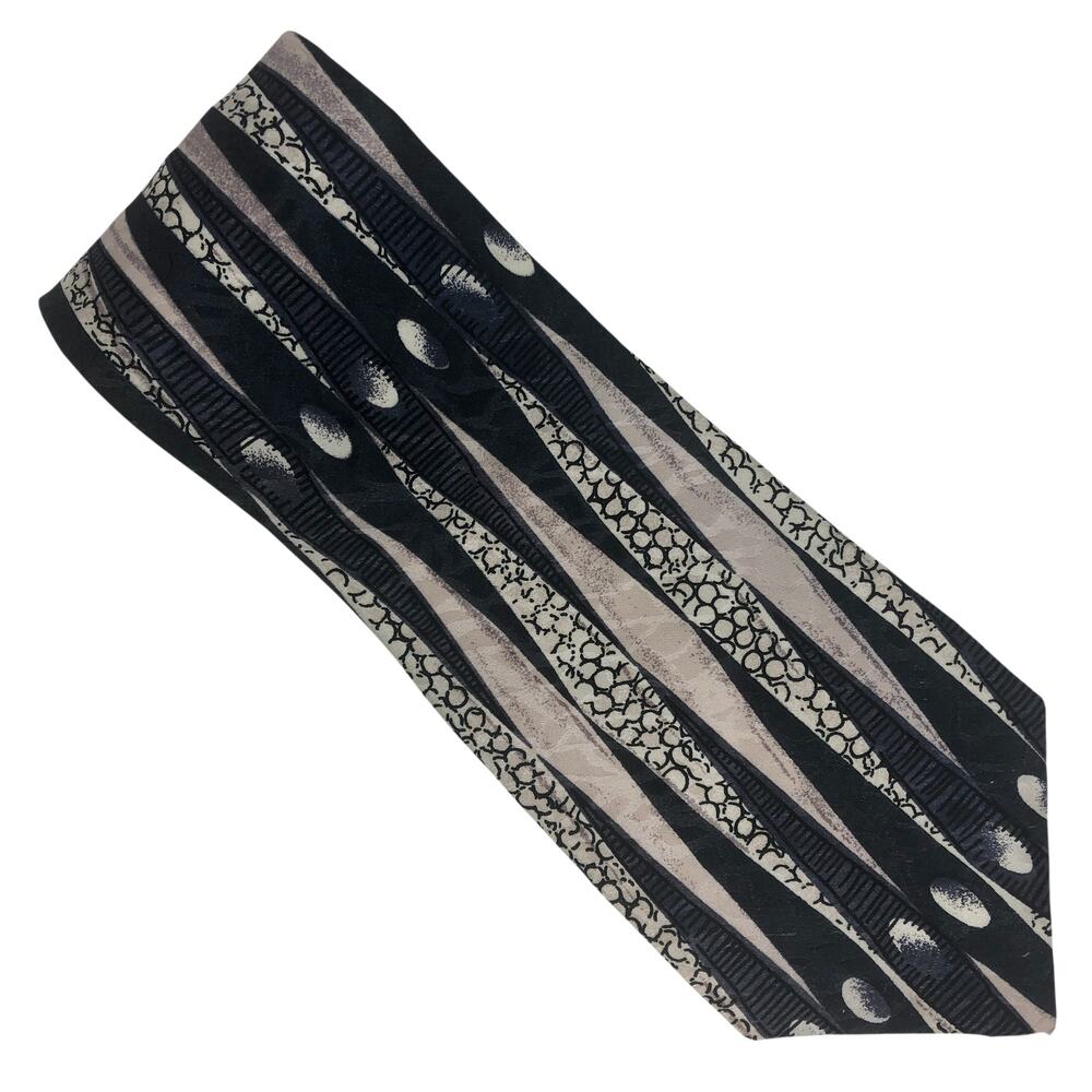 Abstract Diamond Pattern Tie - Picture 2 of 5